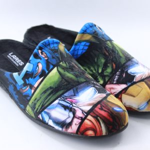 Zapatillas de casa para hombre con dibujo de Superheroes. Fabricadas en España. Color: Negro C60-20262