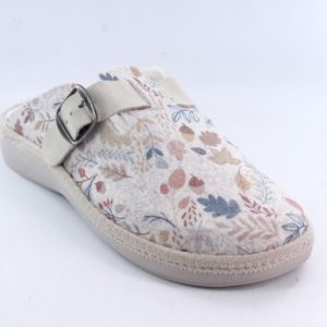Zapatillas de casa para Mujer. Plantilla muy confortable. Dibujo de estrellas. Fabricadas en España. Color: Beig S60-23754